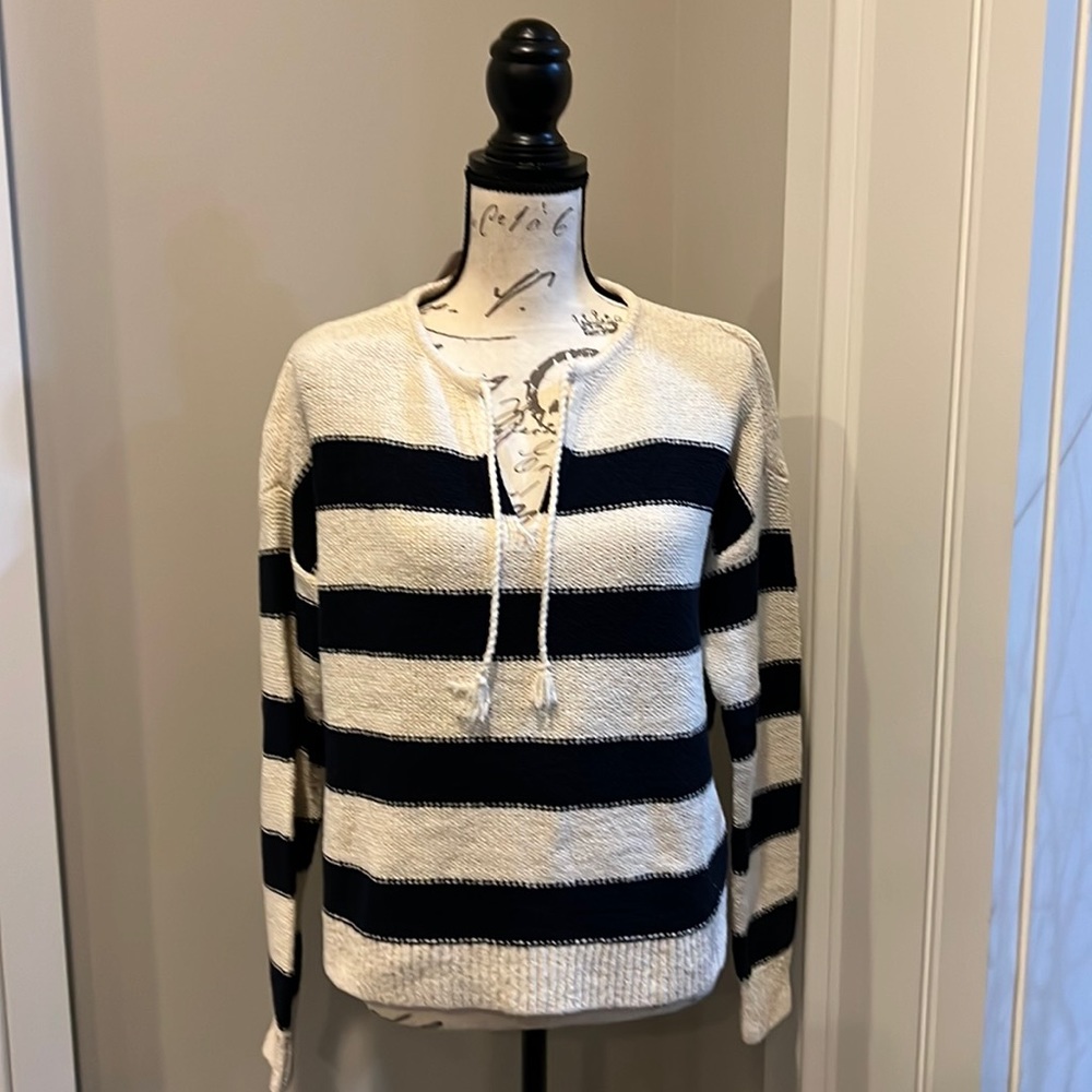 NWT Ladies Loft Nautical Sweater Size Medium!!